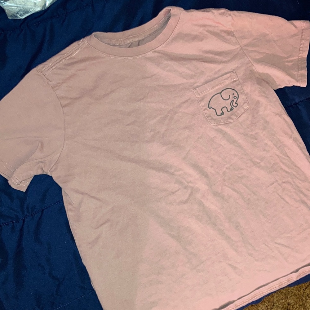 Ivory Ella t shirt.🐘